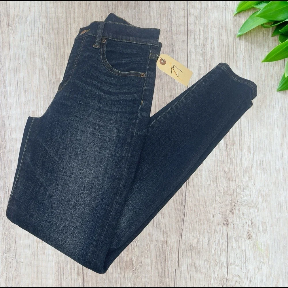 J Crew Classic Dark Blue Women's Jeans size 27